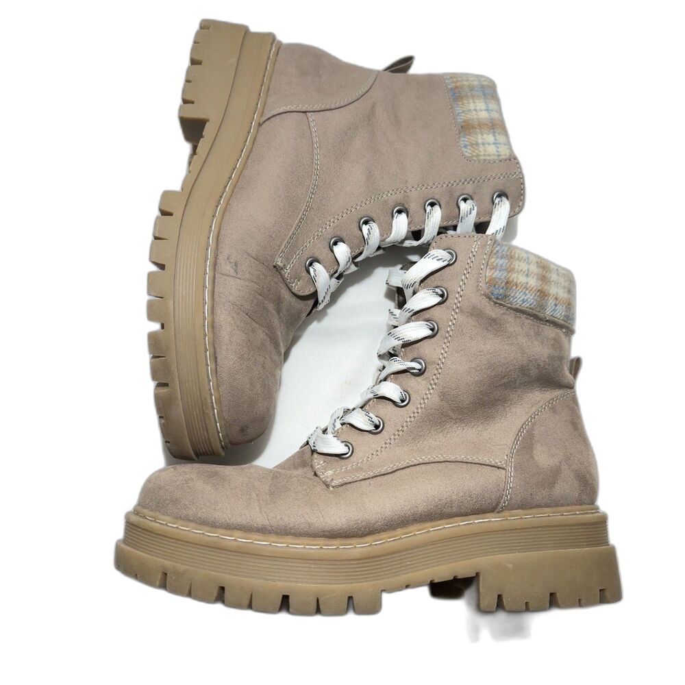 JellyPop Taupe Lace-Up Combat Ankle Boots Lug Sole Plaid Cuff Women’s 6.5